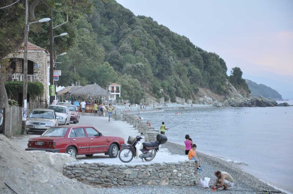 Παραλία Κόκκινου Νερού